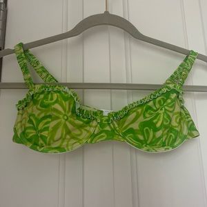 Blackbough Women’s Amelia Green Ruffled Bikini Top (XS)